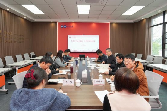 扫一扫 进入南方双彩APP下载成为皇
